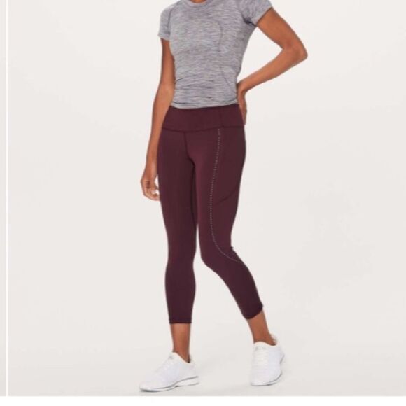 Lululemon Extra Mile Crop (Reflective 23") In Garnet/Maroon Size 8 - Picture 3 of 11